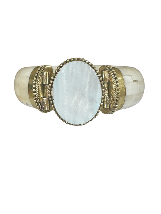 Signature Grayson Bangle Bracelet -  Pearl